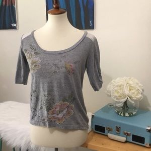 Gray top with lace accents size XS floral print